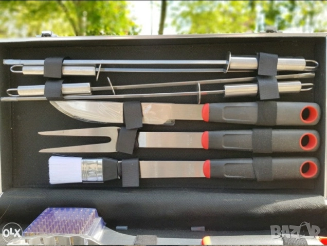 Комплект Луксозни Прибори за Барбекю от 10 части в метален куфар, снимка 3 - Барбекюта - 51775895