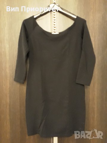 Черна еластична елегантна рокля марка Н & М къса с 3/4 ръкав и много сексапилно лодка-деколте, снимка 2 - Рокли - 37434358