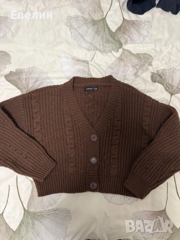 кафява жилетка