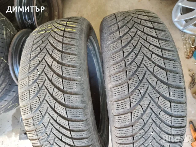 2бр.зимни гуми SEMPERIT 215/55/17 99V DOT 4421