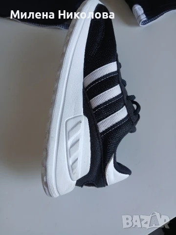 Маратонки Адидас 25 1/2 и панталонки , снимка 2 - Детски маратонки - 51224486