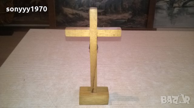 Кръст от дърво и метал настолен, снимка 9 - Колекции - 27400760