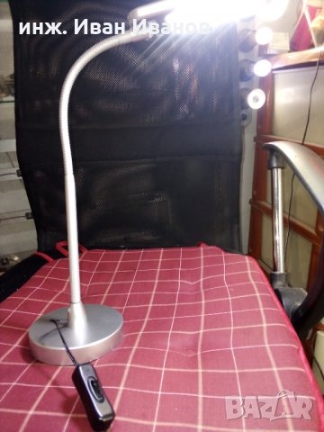 Настолна светодиодна лампа с чупещо рамо - LED table lamp, снимка 1 - Друга електроника - 33429721