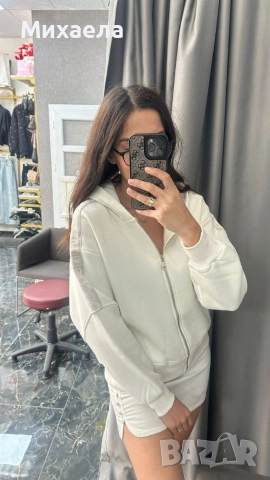 Ватирани горнища с качулка CK - два цвята - 24€, снимка 2 - Спортни екипи - 53026225