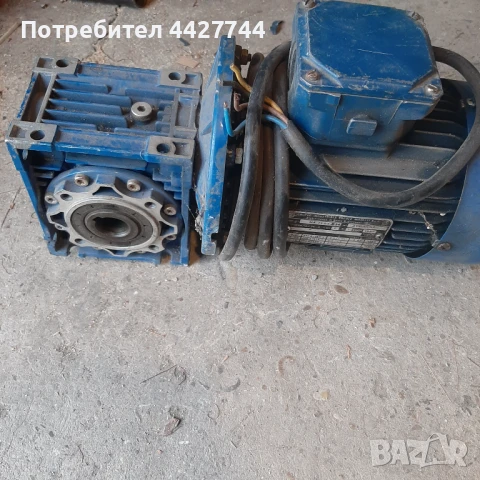 Мотор-редуктор 1-- 50 оборо, снимка 5 - Електродвигатели - 51243534