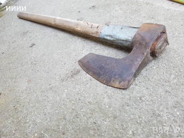 Брадва Сърп и Чук 1,8 кг