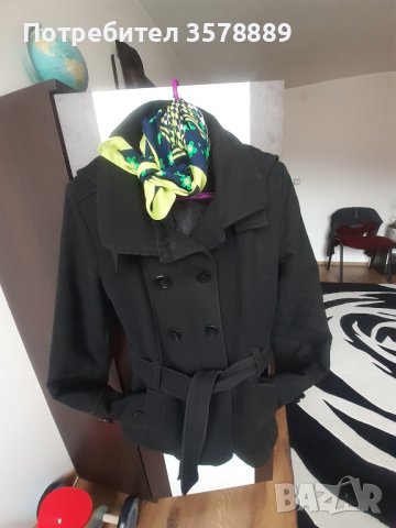 Късо палто с качулка и колан, снимка 1