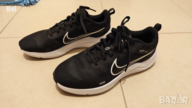 Nike маратонки 41