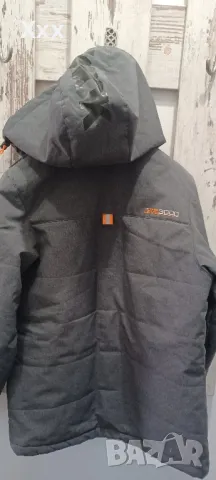 Зимно яке , снимка 3 - Детски якета и елеци - 47677353
