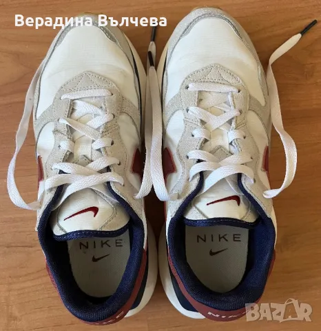 Дамски маратонки Nike