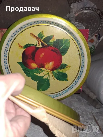 Подноси за сервиране , снимка 2 - Аксесоари за кухня - 50419776