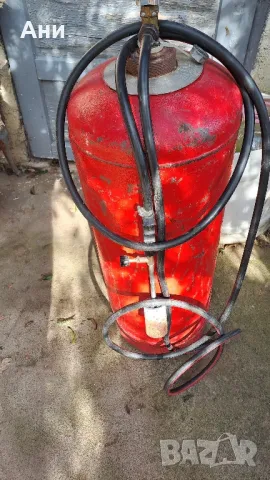 Голяма газова бутилка с горелка , снимка 2 - Други инструменти - 49675370