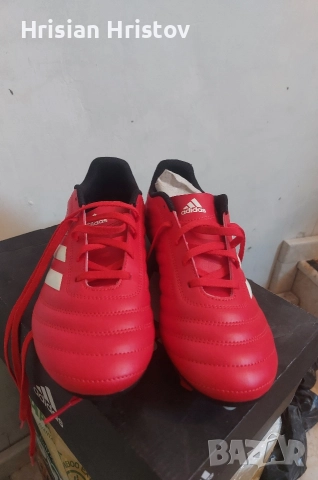 НОВИ оригинални бутонки Addidas