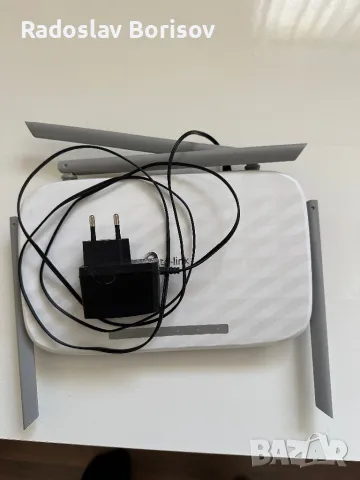 Рутер TP- Link, снимка 2 - Рутери - 49696204