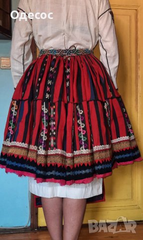 Автентична женска Плевенска носия, снимка 5 - Антикварни и старинни предмети - 38571608