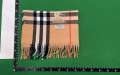 шал Burberry , снимка 1