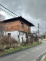 Къща с двор, снимка 1