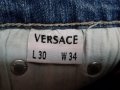 Versace, къси дънкови панталонки, Размер S. Код 1455, снимка 8