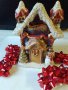 Цветна порцеланова къщичка-свещник, снимка 1 - Коледни подаръци - 27138429