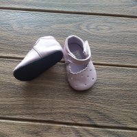 Буйки за новородено, снимка 3 - Бебешки обувки - 39996950
