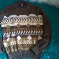 пуловер произведен в Гърция марков от заводът Цезар, снимка 1 - Пуловери - 27720934