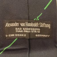 Винтидж вратовръзка Alexander Von Hunboldt Neck Tie Stiftung. , снимка 11 - Други - 43034404