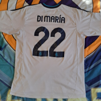 Тениска на Реал Мадрид на Анхел ди Мария, снимка 1 - Футбол - 44862047