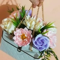 ‼️Ново‼️Страхотни свежи чантички със сапунени цветя за предстоящия 8 ми март и не само🌷, снимка 6 - Подаръци за жени - 43985422