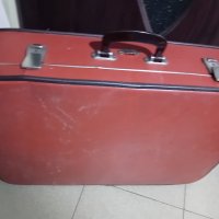 ретро куфар, снимка 1 - Антикварни и старинни предмети - 34729709
