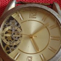 Унисекс модел часовник AVON интересен много красив 41771, снимка 2 - Дамски - 43786515