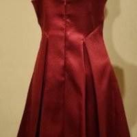 Елегантна червена рокля , снимка 6 - Рокли - 42979137