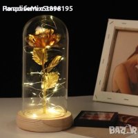Златна роза в стъкленица с ЛЕД осветление, снимка 2 - Декорация за дома - 44070744