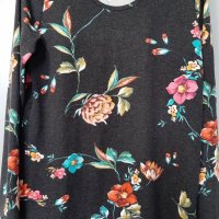 НОВО!Размер 56,58 Прекрасна блузка с цветя,БГ произв.
