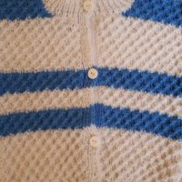 Нова ръчно плетена жилетка р-р 86, снимка 3 - Жилетки и елечета за бебе - 32459849