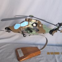 дървен вертолет EUROCOPTER EC - 665 TIGER HAP, снимка 1 - Колекции - 27818963