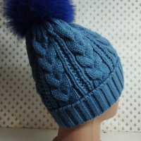 Дамска плетена шапка с естествен косъм лукс- мпш41, снимка 2 - Шапки - 43302182
