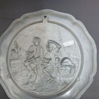 Немски чинии за стена цинк/калай , снимка 14 - Антикварни и старинни предмети - 39412178