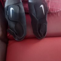 сандали Nike, снимка 2 - Детски сандали и чехли - 43908743