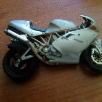 Умален модел на спортен мотоциклет , снимка 2 - Колекции - 36664828