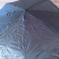 Мъжки сгъваем черен чадър 96 см. диаметър с калъф, снимка 4 - Други - 39698300