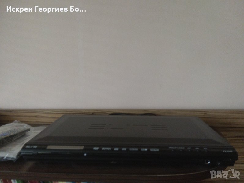 Бяла и черна техника, снимка 1