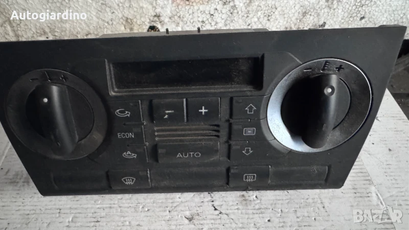 Климатичен блок / панел / табло зa Audi A3 8P0820043K 5PR / 412206018029, снимка 1