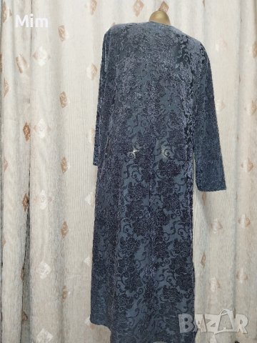 XL/XXL Сив халат с релефни кадифени цветя , снимка 4 - Нощници - 42998473