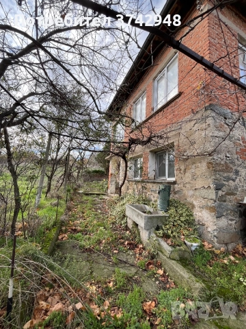 Двуетажна къща голям двор, снимка 15 - Къщи - 52531950