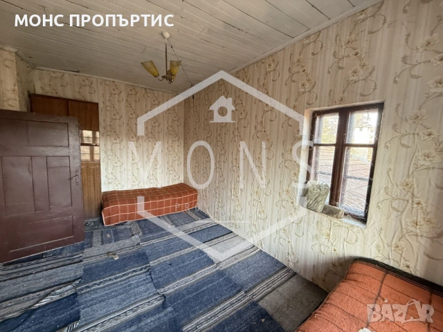 Двуетажна къща с два гаража в с. Обединение, обл. Велико Търново., снимка 13 - Къщи - 53325032