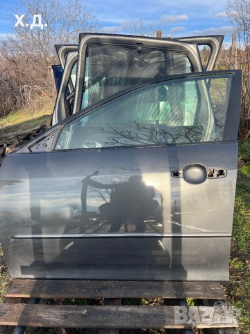 Предна лява врата Мазда 6 2005г 