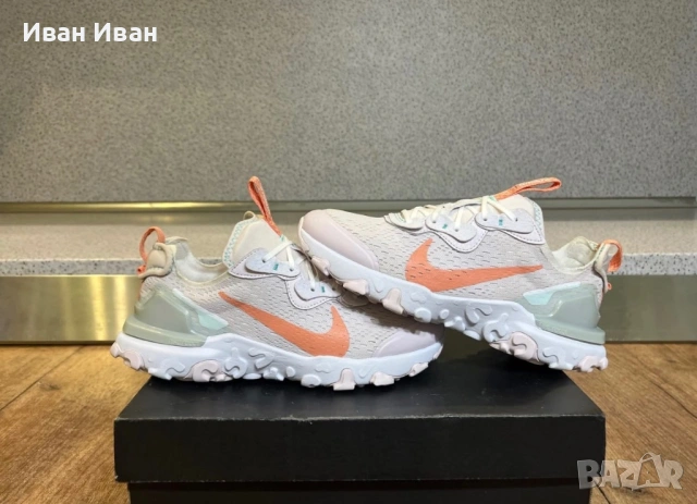 Nike React Vision / Light Violet-White, снимка 6 - Маратонки - 53436157