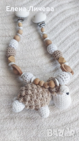 Ръчно плетена овца за количка , снимка 2 - Детски колички - 51535777
