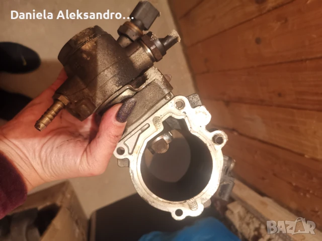 Горивна помпа Audi 3.2 TFSI 