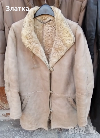 Закачалки и щендери за Дрехи Якета Палта Блузи Панталони Поли Рокли Тениски и фланелки Обувки Ботуши, снимка 8 - Оборудване за магазин - 50309620